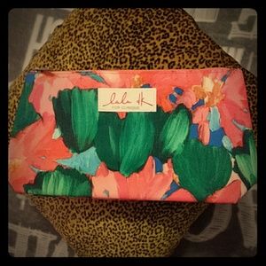 Makeup bag